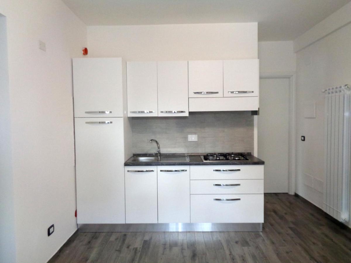 Apartment Caput Mundi Anagnina Iii